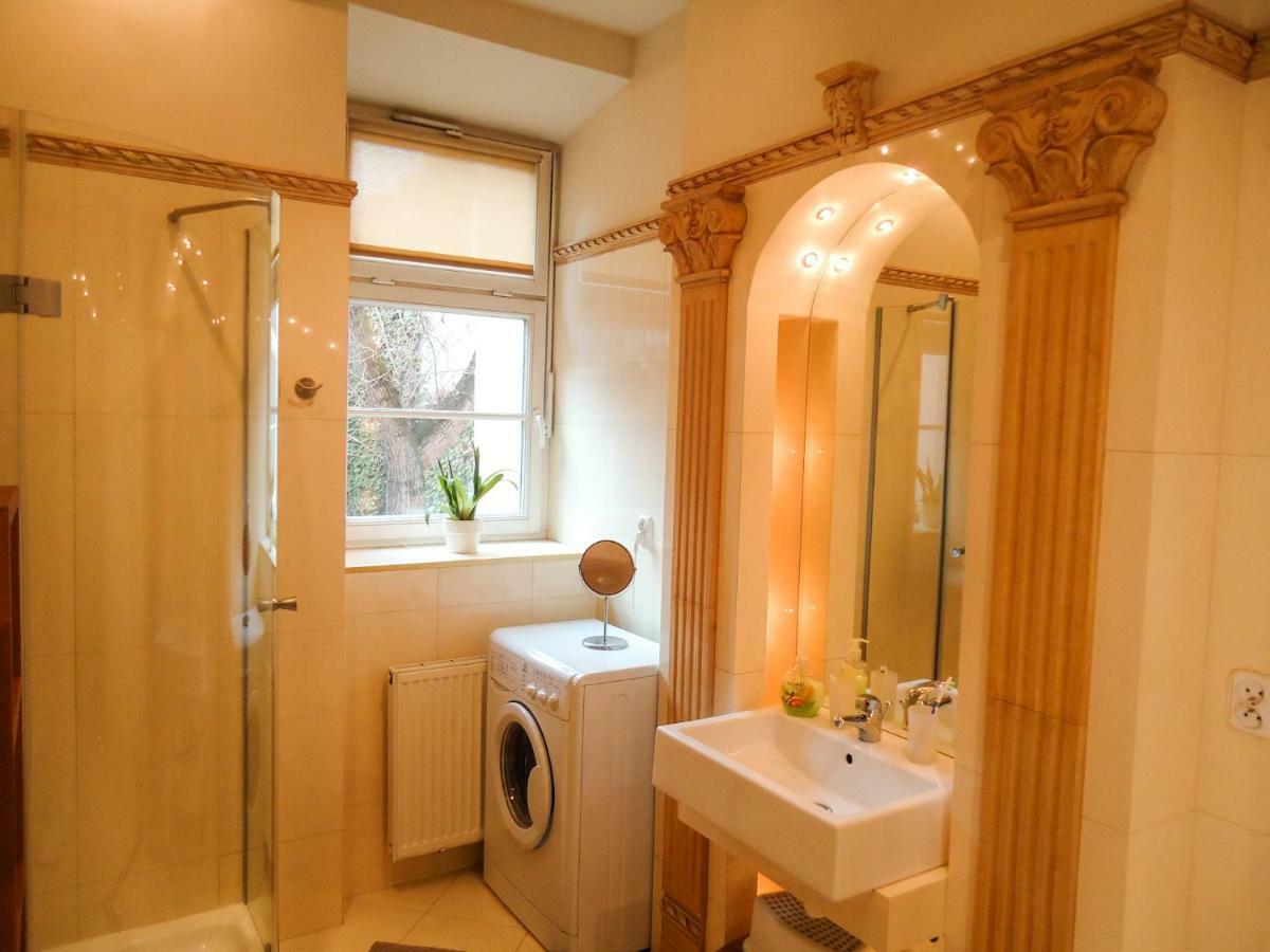 קרקוב Krowoderska Apartment מראה חיצוני תמונה